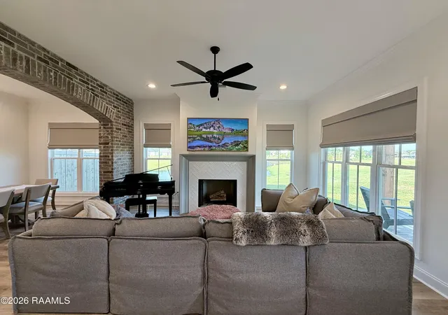 3rd image of 108 Lenova Ln, Lafayette, LA 70507 | MLS# 2600007154