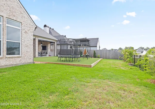 Homes for sale in Youngsville, LA | 417 Abercrombie Wy, Youngsville, LA 70592 | MLS# 2600005456