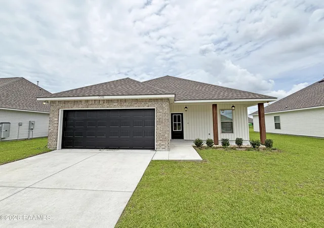 Homes for sale in Maurice, LA | 7390 Alley Oak Ln, Maurice, LA 70555 | MLS# 2600000128