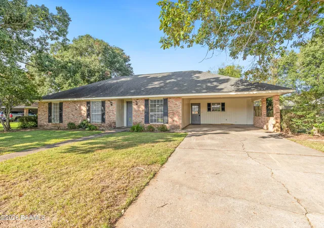 Photo 3 of Sale Pending at 408 Woodvale Ave, Lafayette, LA 70503 | MLS# 2600007279 | Listing updated on 2026-09-13