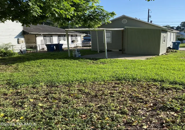 Photo 3 of Sale Pending at 1116 S Orange St, Lafayette, LA 70501 | MLS# 2600005104 | Listing updated on 2026-09-16