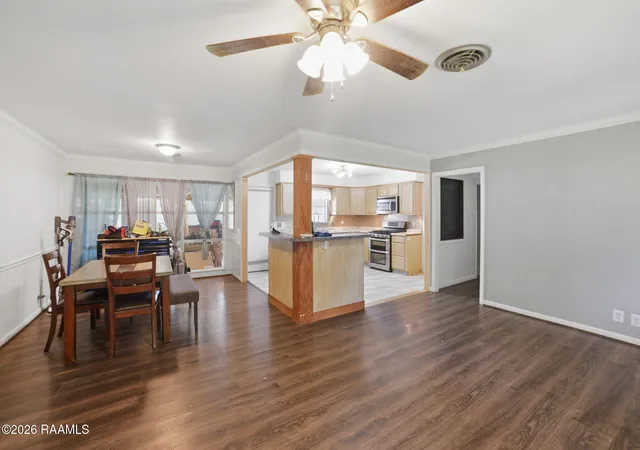 5th image of 826 Cardinal St, Shreveport, LA 71105 | MLS# 2600006985