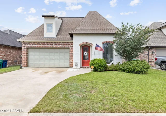 Homes for sale in Youngsville, LA | 110 Golden Cypress Dr, Youngsville, LA 70592 | MLS# 2600003720