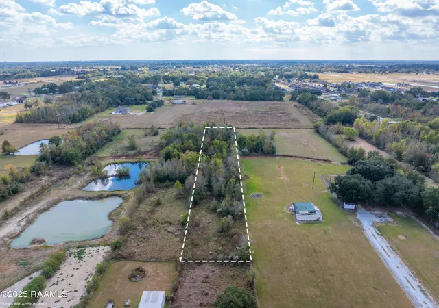 Photo 1 of Land for sale at 600 Blk Benoit Rd, Lafayette, LA 70506 | MLS# 2500005763 | Listing updated on 2025-11-21