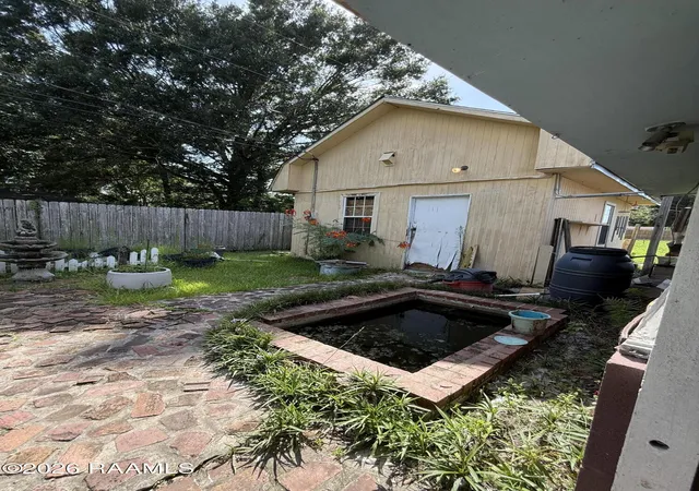 Photo 3 of Single family home for sale at 212 Guidry Rd, Lafayette, LA 70503 | MLS# 2600005880 | Listing updated on 2026-08-17