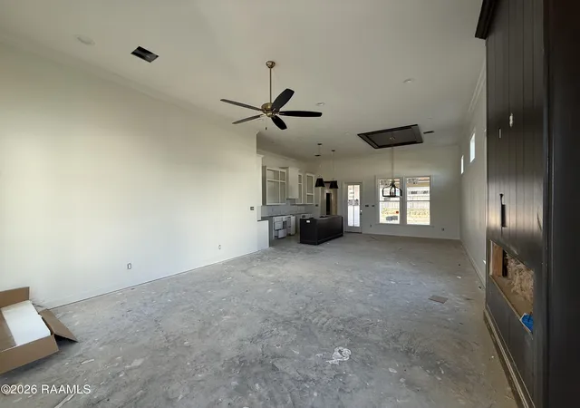 2nd image of 136 Lakes Edge Dr, Broussard, LA 70518 | MLS# 2600004736