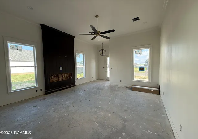 image of 136 Lakes Edge Dr, Broussard, LA 70518 | MLS# 2600004736
