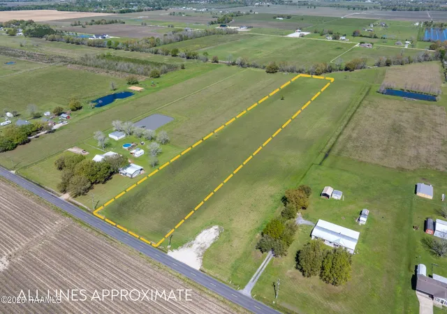 Homes for sale in Duson, LA | 5400 Landry Rd, Duson, LA 70529 | MLS# 2600003465