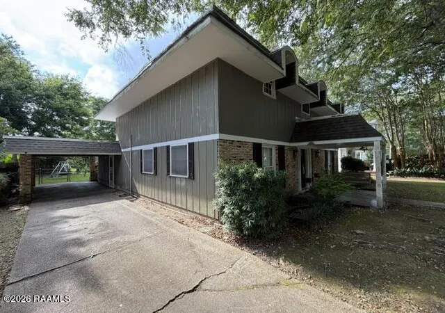 4th image of 600 N Louisiana St, Abbeville, LA 70510 | MLS# 2600006312