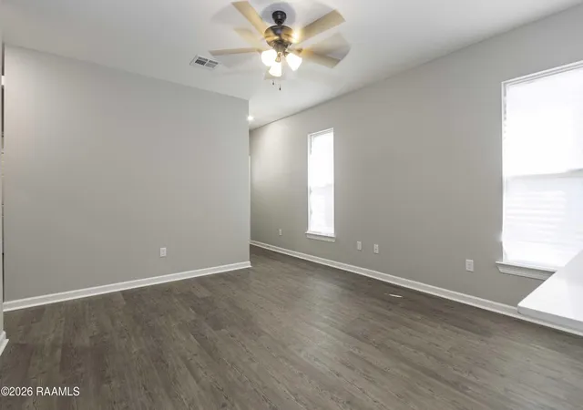 Photo 2 of Single family home for sale at 102 Jantz Dr, Lafayette, LA 70506 | MLS# 2500007031 | Listing updated on 2026-08-26