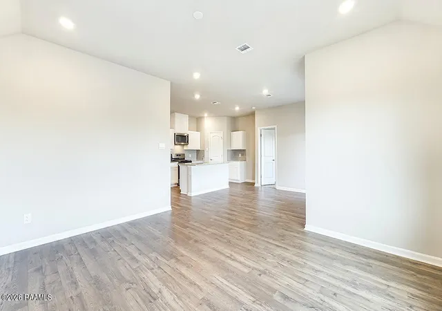 4th image of 112 Zabette Dr, Opelousas, LA 70570 | MLS# 2600004419