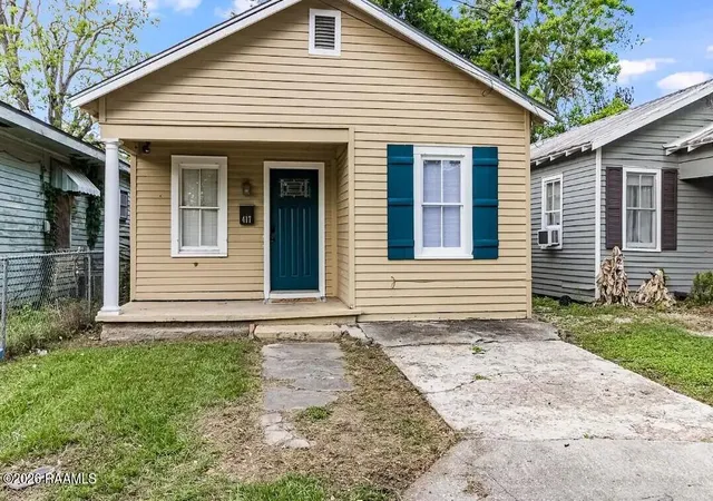 Photo 1 of Single family home for sale at 417 Cleveland St, Lafayette, LA 70501 | MLS# 2600006944 | Listing updated on 2026-09-11