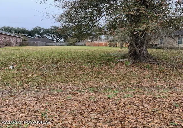 Land for sale at 202 Grossie Dr, Lafayette, LA 70501 | MLS# 25000818