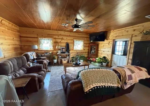 Homes for sale in Morse, LA | 2313 Lyons Point Hwy, Morse, LA 70559 | MLS# 2600003944