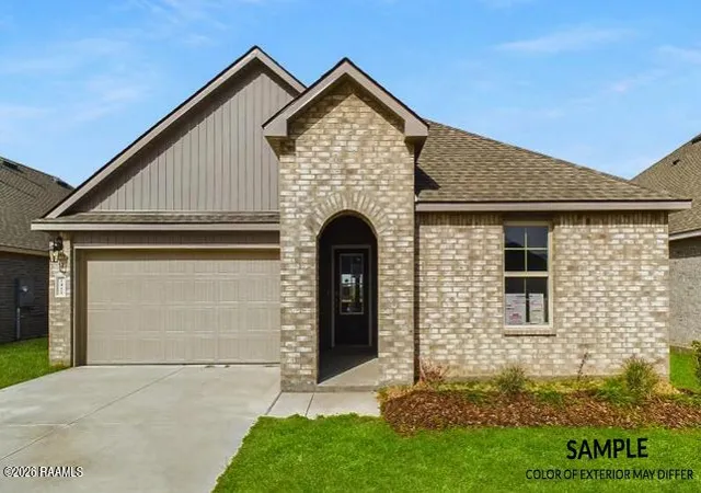 2nd image of 1514 Ashland Rdg, New Iberia, LA 70560 | MLS# 2600005117