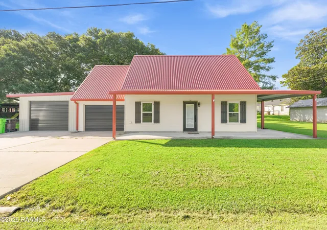1st image of 1107a S Main St, Breaux Bridge, LA 70517 | MLS# 2600006359