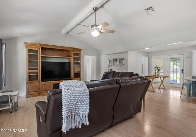 3rd image of 205 Michael Dr, Scott, LA 70583 | MLS# 2600007473
