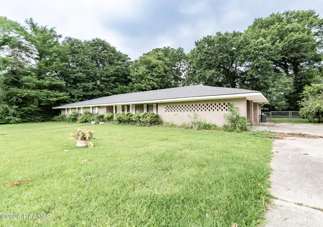 2nd image of 917 Choctaw Dr, Opelousas, LA 70570 | MLS# 2600004223