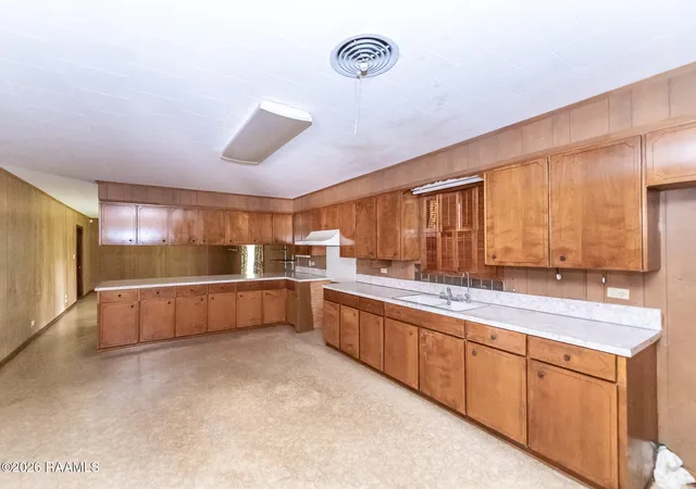 5th image of 917 Choctaw Dr, Opelousas, LA 70570 | MLS# 2600004223