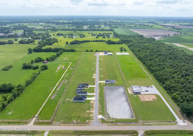 2nd image of 142 Chase Dr, Scott, LA 70583 | MLS# 2600005290