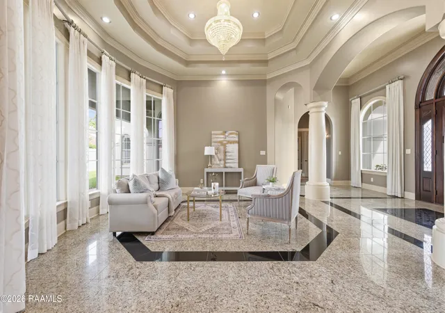 Photo 3 of Single family home for sale at 700 Farmington Dr, Lafayette, LA 70503 | MLS# 2600004645 | Listing updated on 2026-09-21