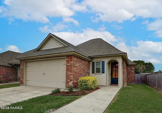 2nd image of 919 Russo St, New Iberia, LA 70563 | MLS# 2600007621