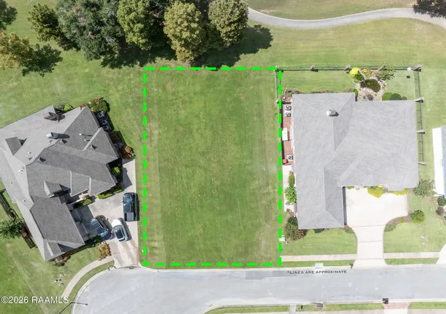 4th image of 310 Shinnecock Hills Dr, Broussard, LA 70518 | MLS# 2600007622