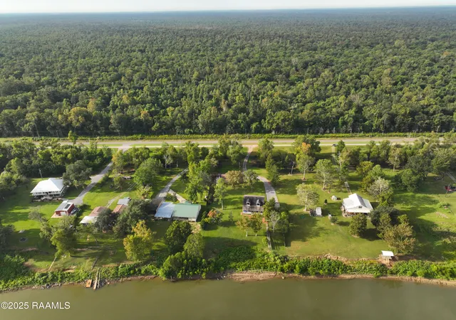 39th image of 2115 Atchafalaya River Hwy, Breaux Bridge, LA 70517 | MLS# 2500004211
