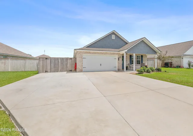 5th image of 706 Timberstone Dr, New Iberia, LA 70563 | MLS# 2600007810