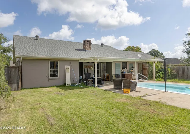 Photo 4 of Single family home for sale at 113 Irish Bend Dr, Youngsville, LA 70592 | MLS# 2600007324 | Listing updated on 2026-09-25