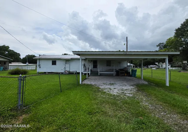 Photo 1 of Sale Pending at 276 Landry St, Sunset, LA 70584 | MLS# 2600006543 | Listing updated on 2026-09-11