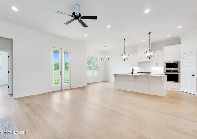 Photo 3 of Single family home for sale at 305 Benson Grv Dr, Youngsville, LA 70592 | MLS# 2500000858 | Listing updated on 2026-09-14