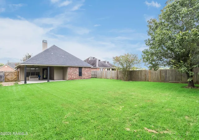 2nd image of 213 Colchester Dr, Broussard, LA 70518 | MLS# 2600007597