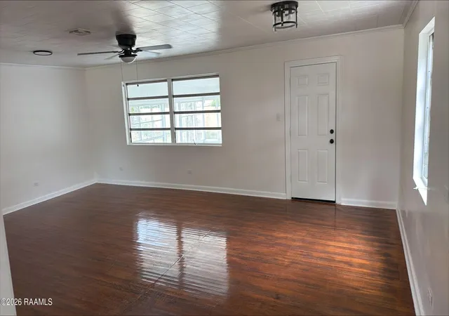 Photo 3 of Single family home for sale at 127 San Jose St, New Iberia, LA 70563 | MLS# 2600007164 | Listing updated on 2026-09-22