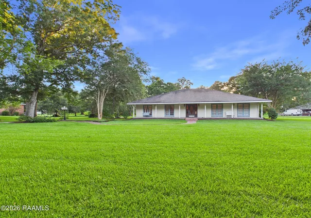 image of 127 Beau Coteau Pkwy, Broussard, LA 70518 | MLS# 2600005170