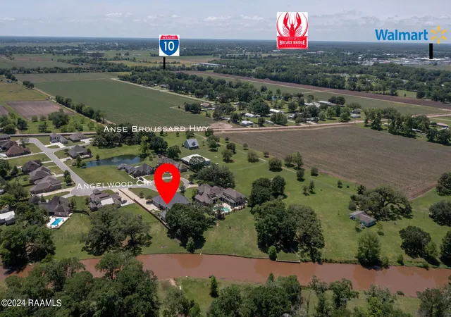 4th image of 1060 Angelwood Cir, Breaux Bridge, LA 70517 | MLS# 2600006628