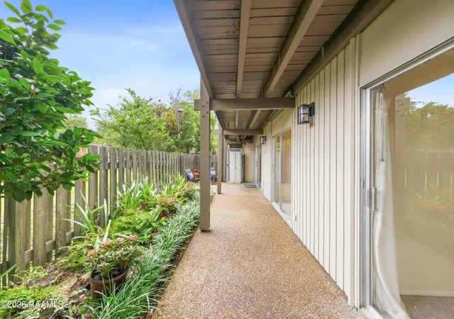 Photo 2 of Condo for sale at 1008 S College Rd #118, Lafayette, LA 70503 | MLS# 2600007980 | Listing updated on 2026-08-26
