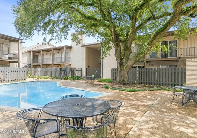 Photo 4 of Condo for sale at 1008 S College Rd #118, Lafayette, LA 70503 | MLS# 2600007980 | Listing updated on 2026-08-26
