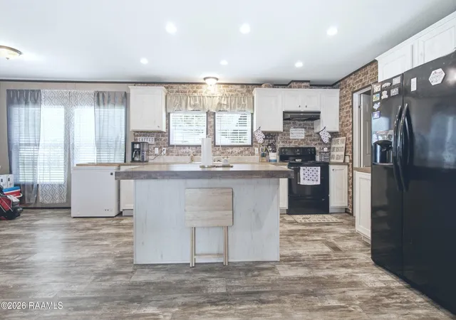 Photo 4 of Manufactured home for sale at 1019 2nd Street, Pine Prairie, LA 70576 | MLS# 2600006605 | Listing updated on 2026-08-31
