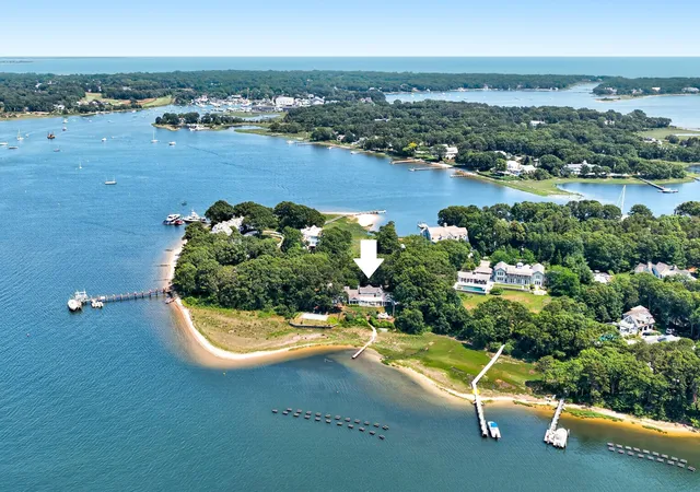 2nd image of 71 Sand Pt, Osterville, MA 02655 | MLS# 22500873