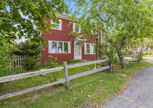 1st image of 22 Browne St, Provincetown, MA 02657 | MLS# 22502651