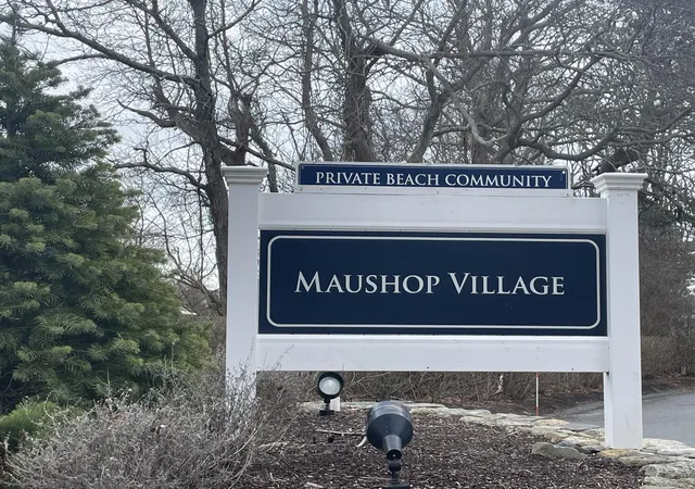 Homes for sale in Mashpee, MA | 6 Hammock Pond Rd, Mashpee, MA 02649 | MLS# 22504459