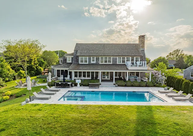 1st image of 22 Kent Rd, Barnstable, MA 02630 | MLS# 22602494