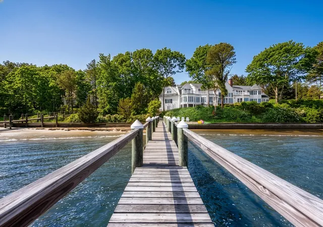 4th image of 168 Garrison Ln, Osterville, MA 02655 | MLS# 22505080