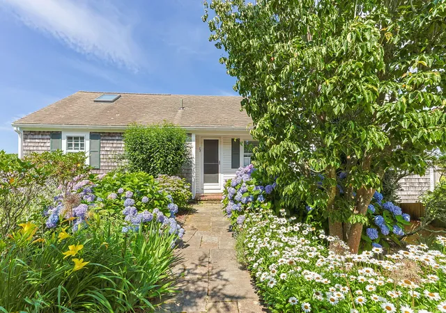 3rd image of 78 Indian Trl, Chatham, MA 02633 | MLS# 22505704