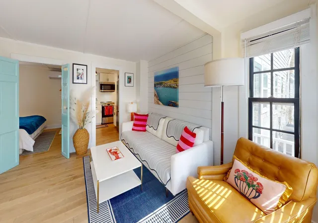5th image of 54 Commercial St #UNIT 4, Provincetown, MA 02657 | MLS# 22505892