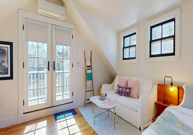 2nd image of 54 Commercial St #UNIT 5, Provincetown, MA 02657 | MLS# 22505894