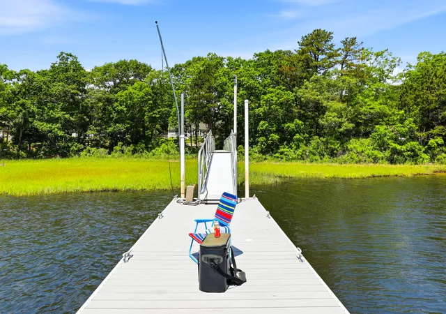Homes for sale in Mashpee, MA | 197 Monomoscoy Rd, Mashpee, MA 02649 | MLS# 22505890
