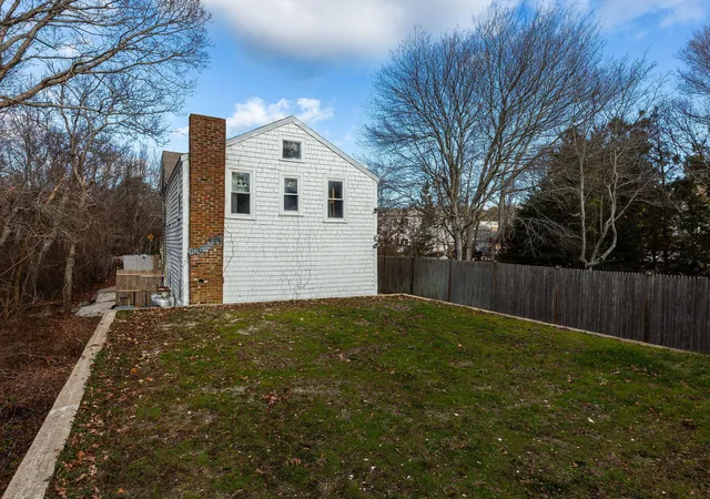 12th image of 341 Bradford St, Provincetown, MA 02657 | MLS# 22600023