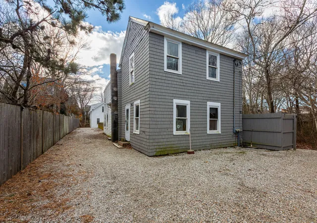 1st image of 341 Bradford St, Provincetown, MA 02657 | MLS# 22600023